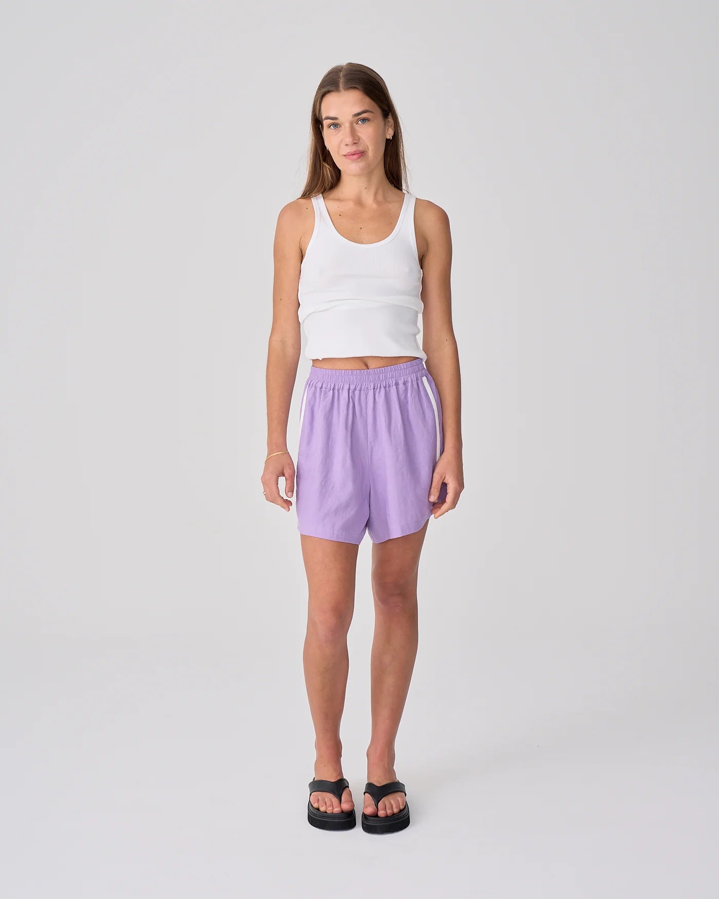 NEAR THE SEA- RACER SHORT - LILAC