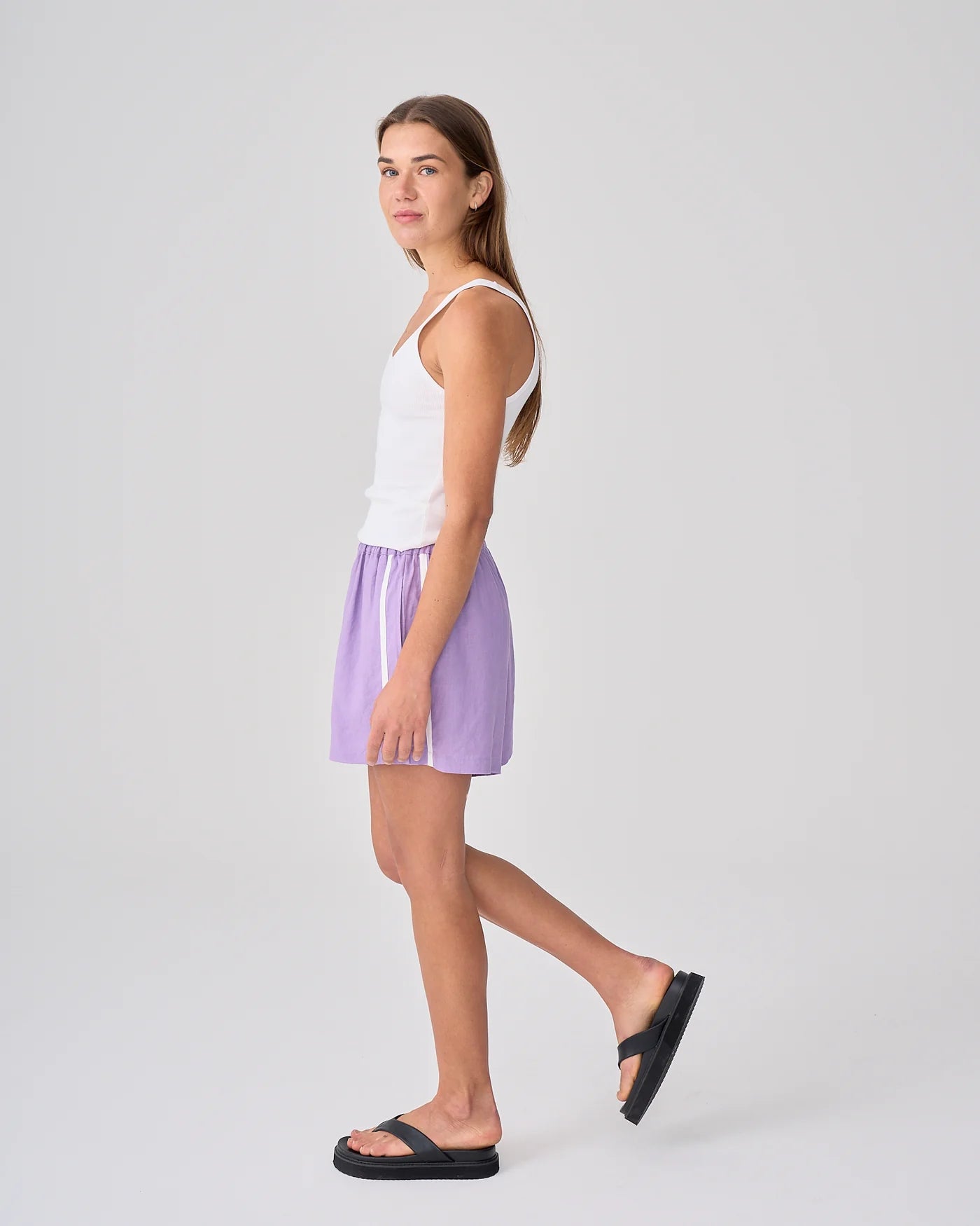 NEAR THE SEA- RACER SHORT - LILAC